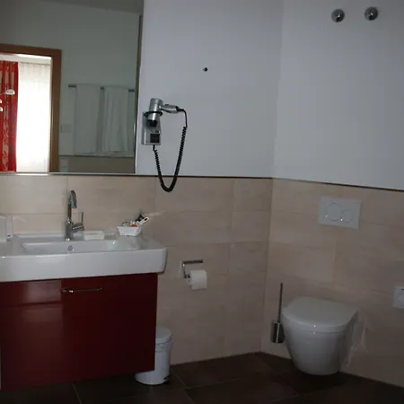 Boarding House Holledau Hotell