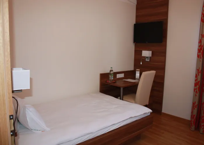 Hotel Boarding House Holledau Schweitenkirchen