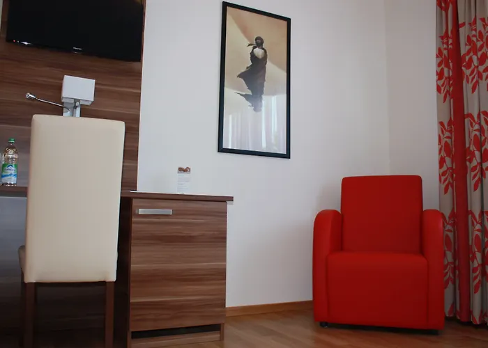 Hotel Boarding House Holledau 3*