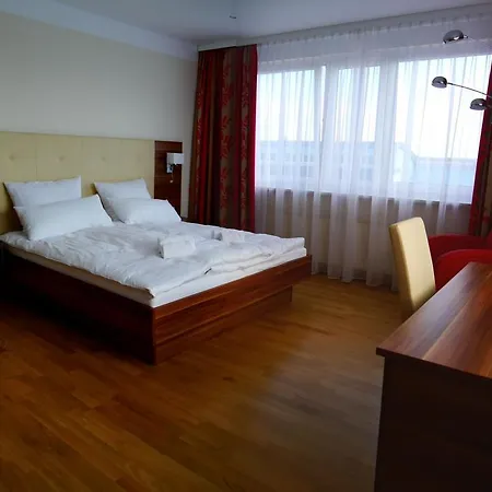 Boarding House Holledau 3* Schweitenkirchen